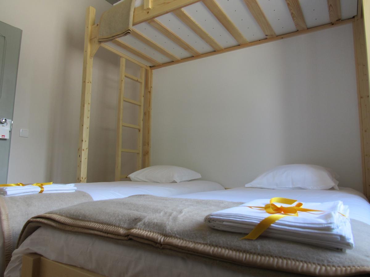 Most Art Boutique Hostel Leiria Exterior foto